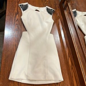 BODYCON DRESS